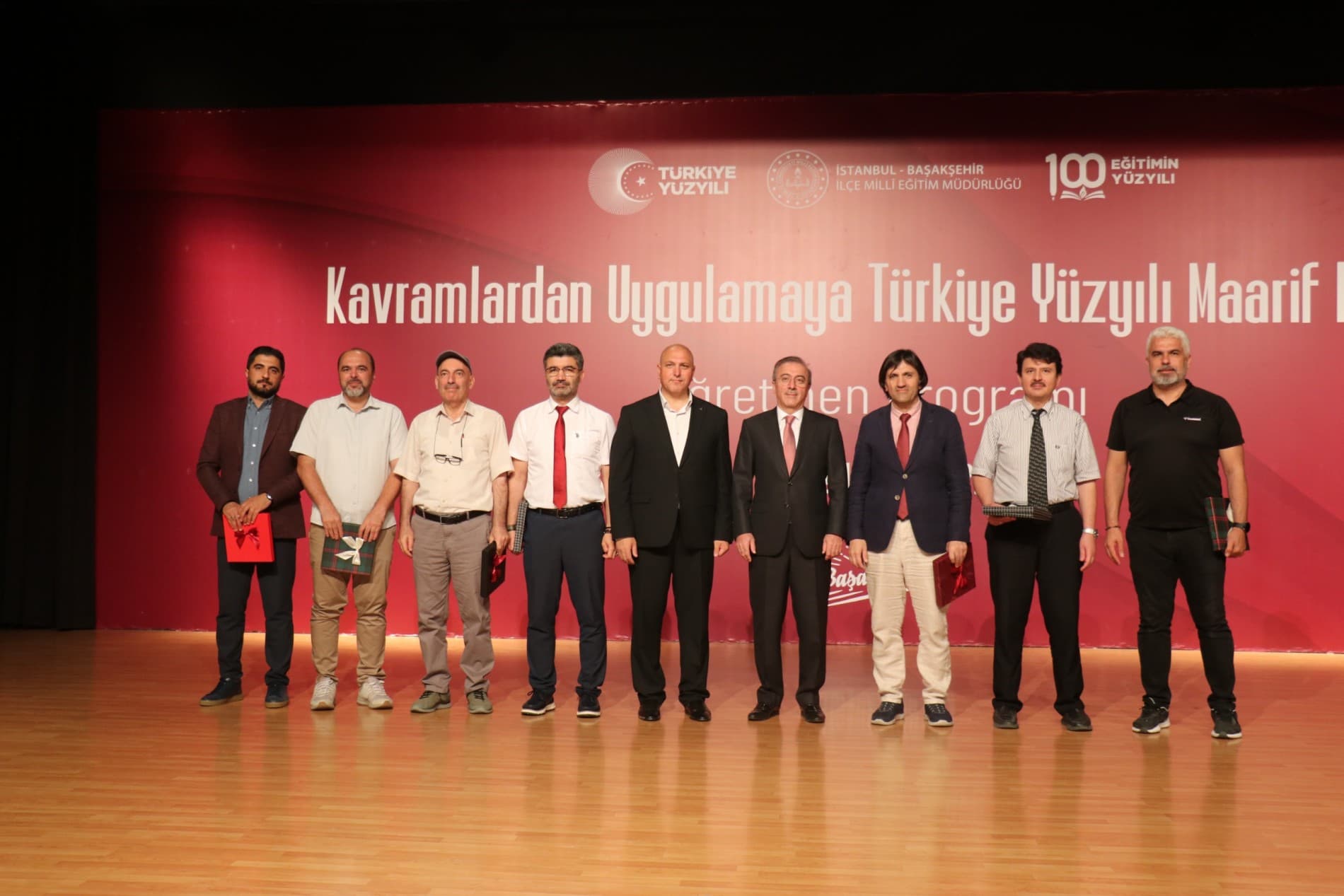 Türkiye Yüzyılı Maarif Modeli: Eğitimde Seküler Perdeleri Kaldırmak